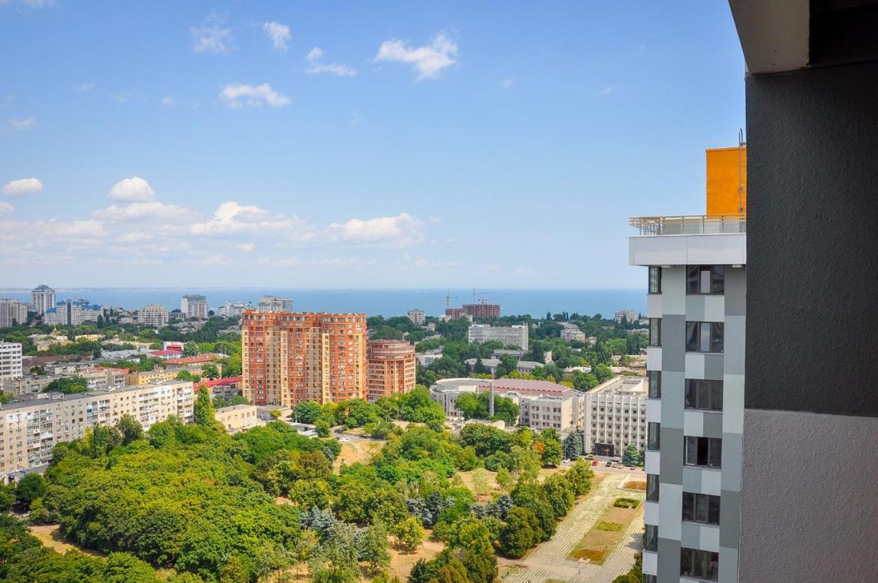 Лофт На 26 Этаже Odessa Dış mekan fotoğraf